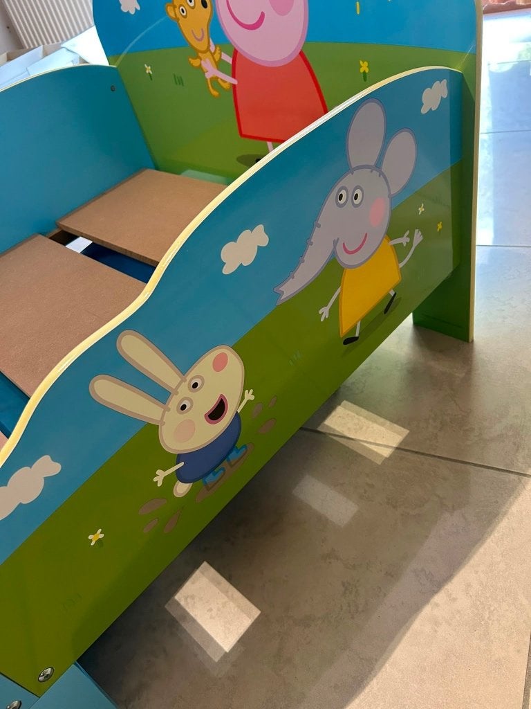 LIT POUR ENFANT  PEPPA PIG  143 CM X77 CM, Maison & Meubles, Neuf, Autres dimensions, Une personne, Enlèvement