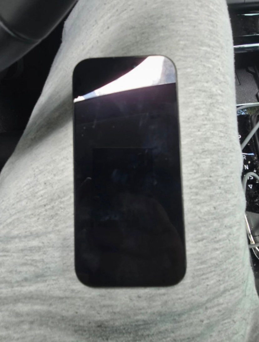 Iphone 16 pro 128 Go(je voudrais le vendre dès que possible), Enlèvement ou Envoi, Comme neuf