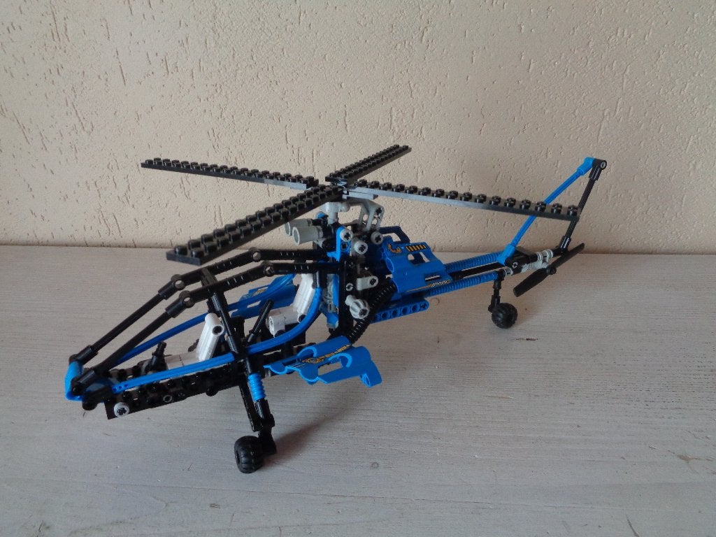 lego technic Jet wesp - 8444 € 10,00, Gebruikt, Lego, Ophalen of Verzenden, Compleet