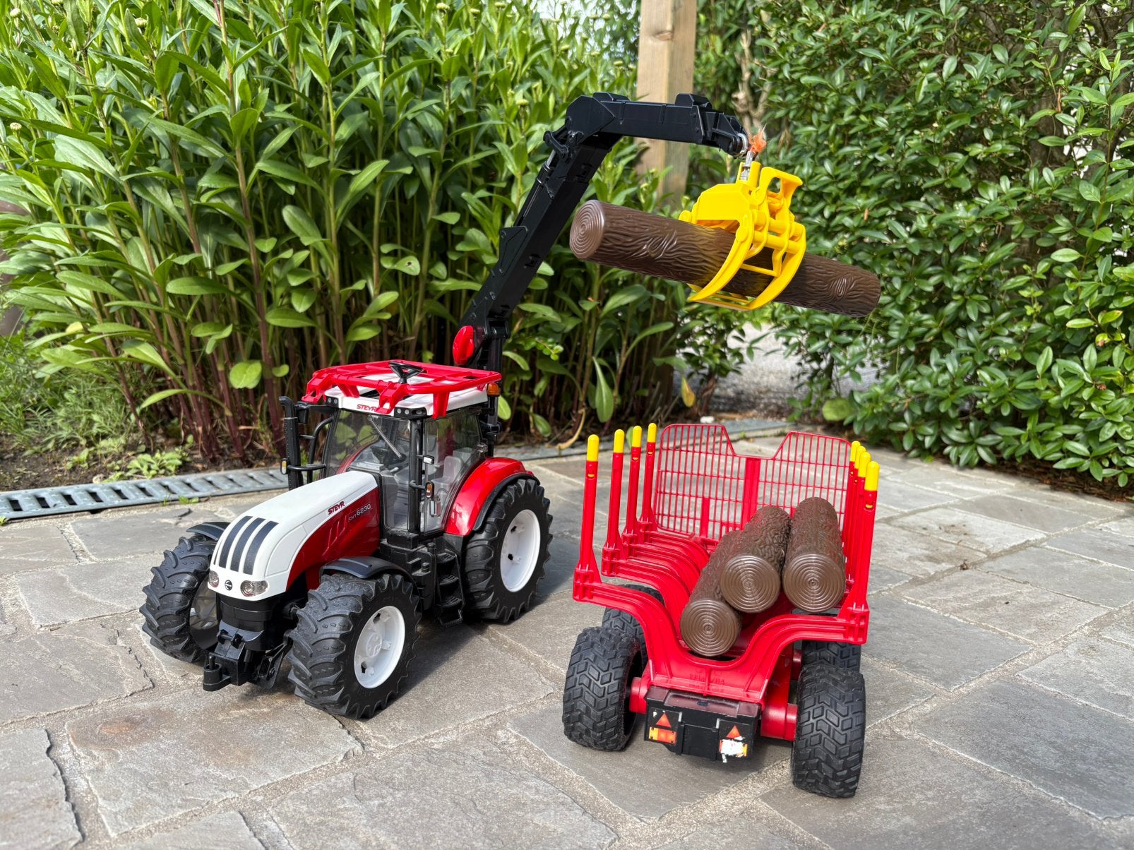 BRUDER 03093 Steyr CVT 6230 Bosbouwtrekker met Houtaanhanger, Ophalen, Zo goed als nieuw