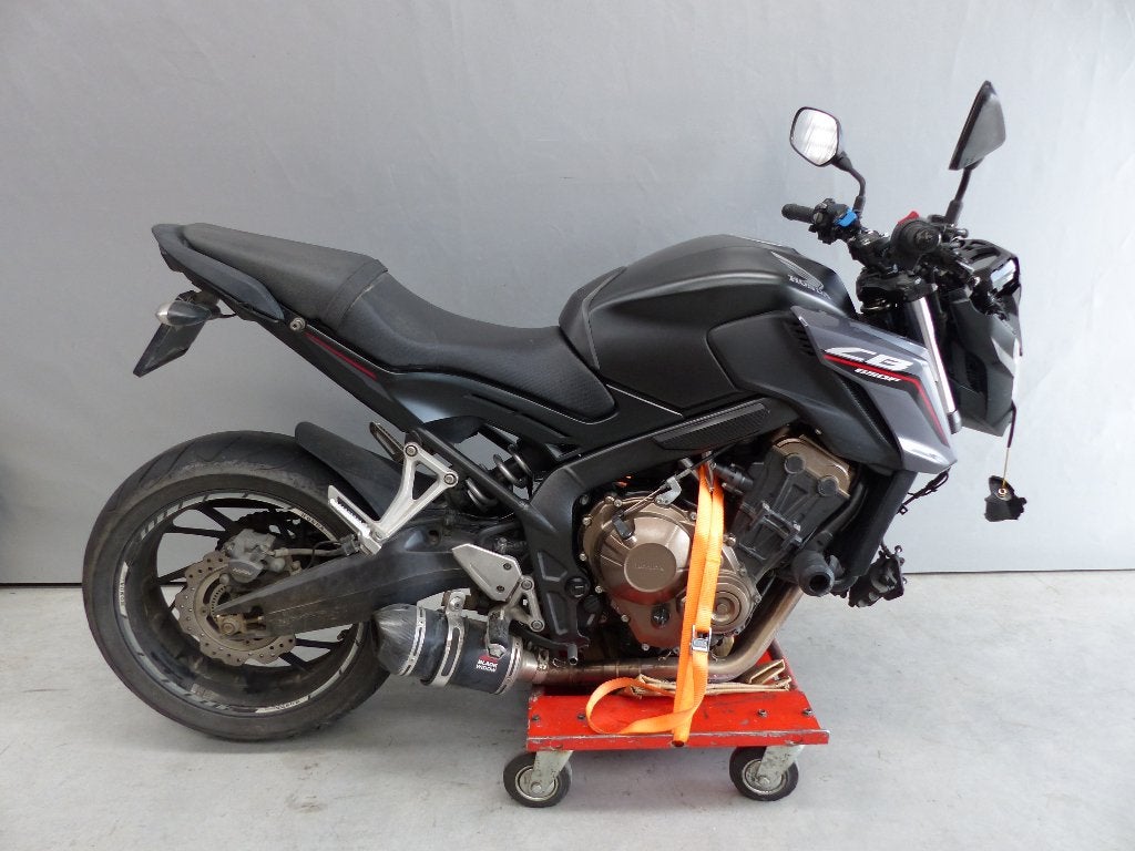 CB650FA accidentée, Entreprise, Plus de 35 kW, 4 cylindres, Naked bike