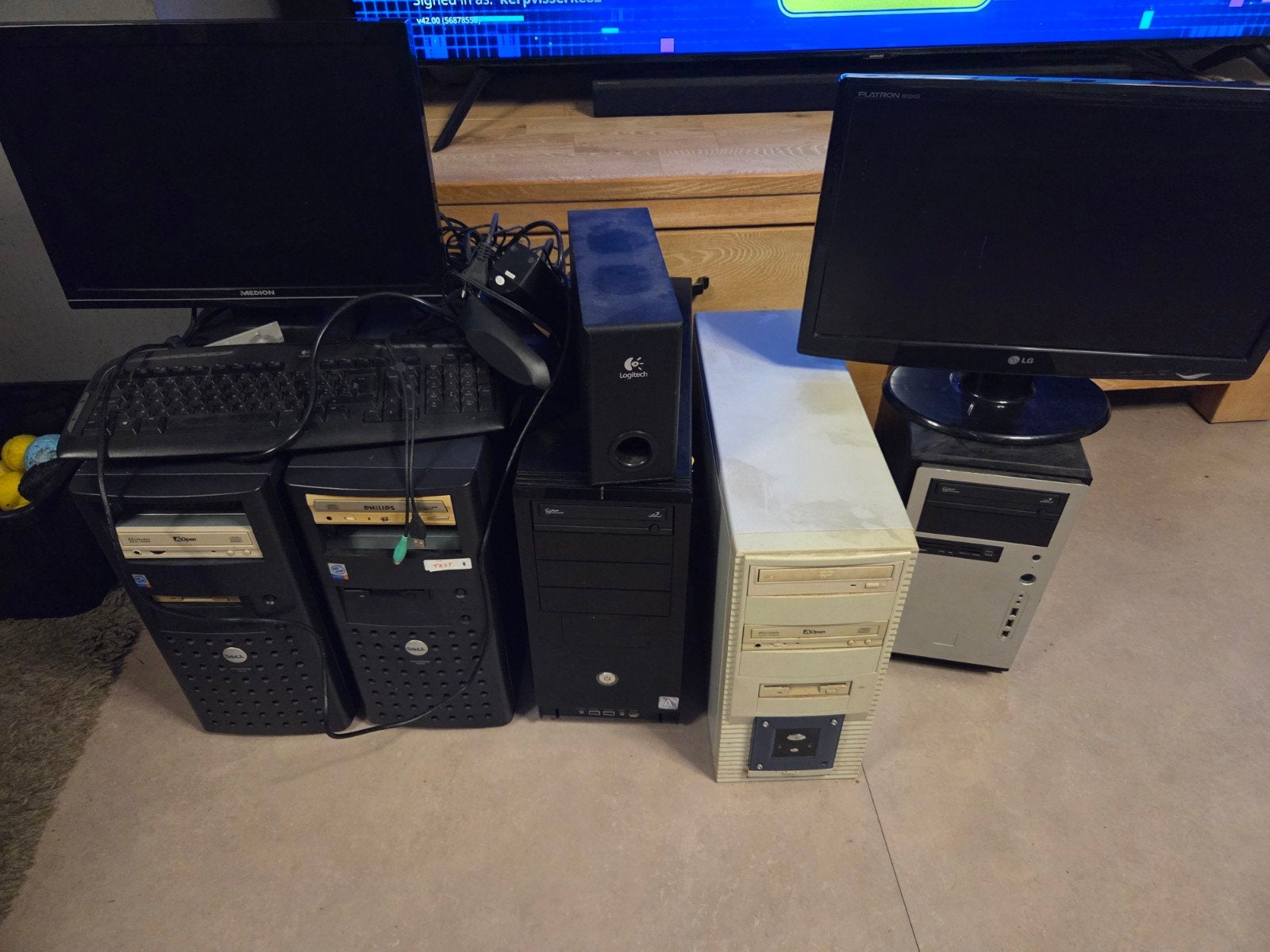 lot oude desktops, Ophalen