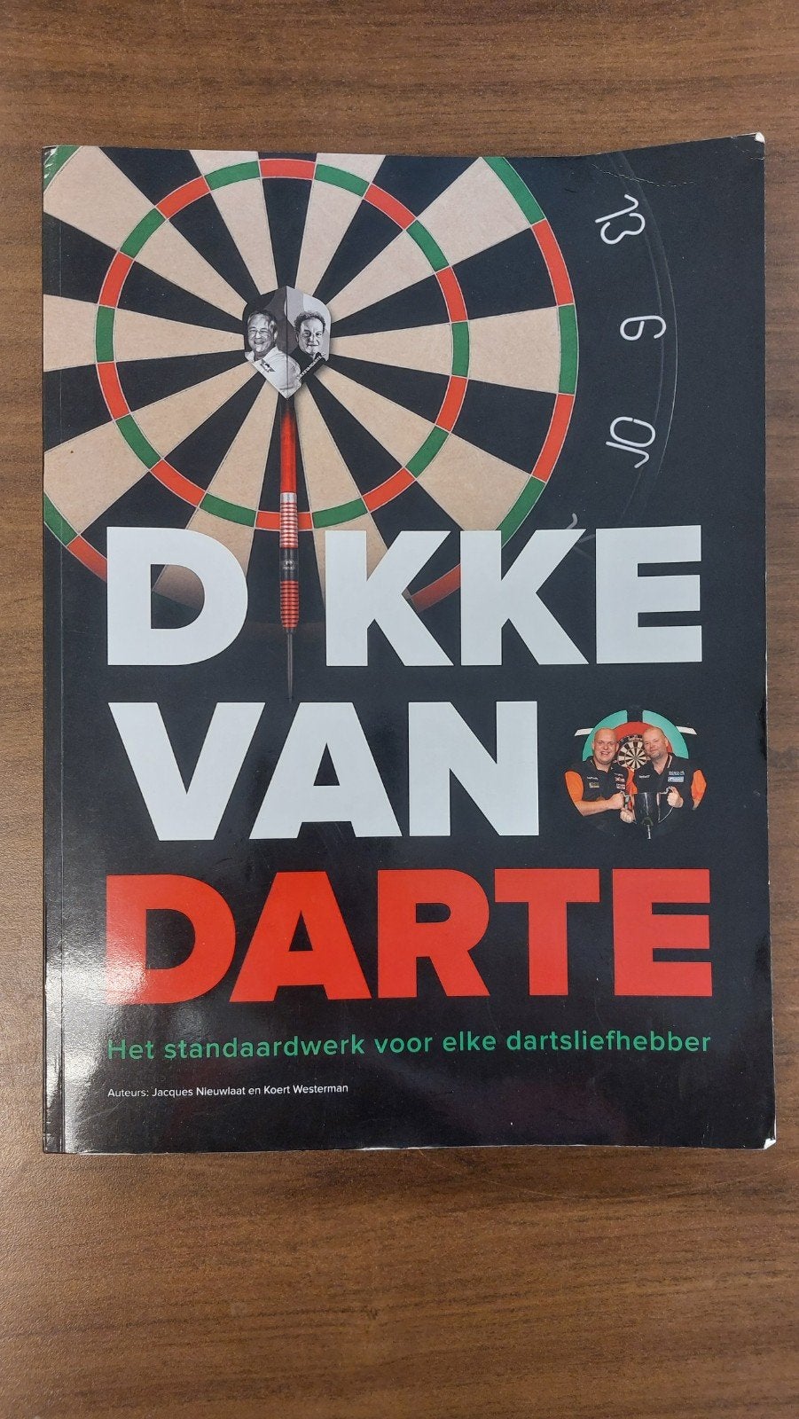 Dikke van darte - darts boek, Ophalen