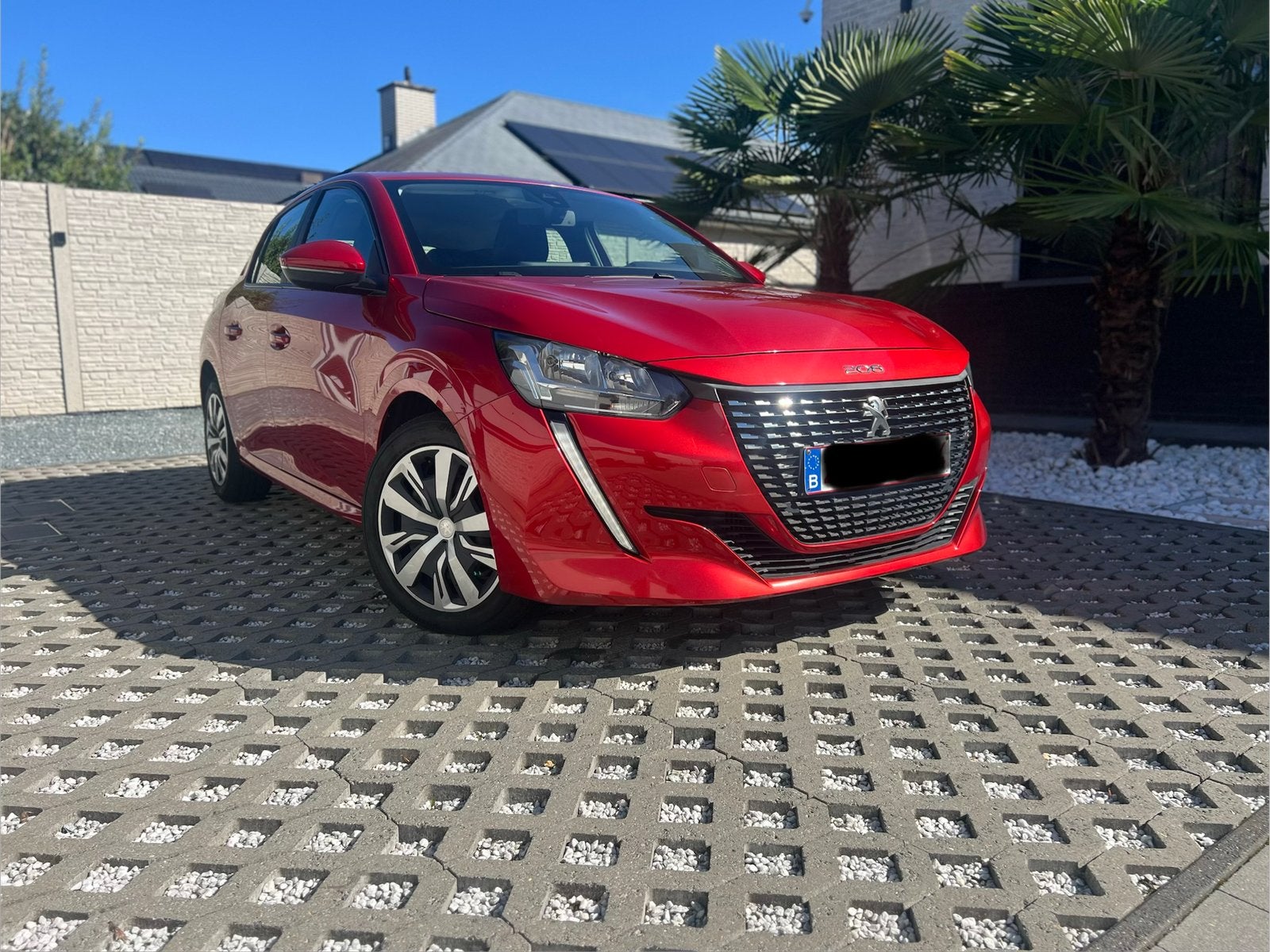 Peugeot 208 1.2 Essence avec 87 000 km 1er propriétaire, Achat, Euro 6, Entretenue par le concessionnaire, Noir