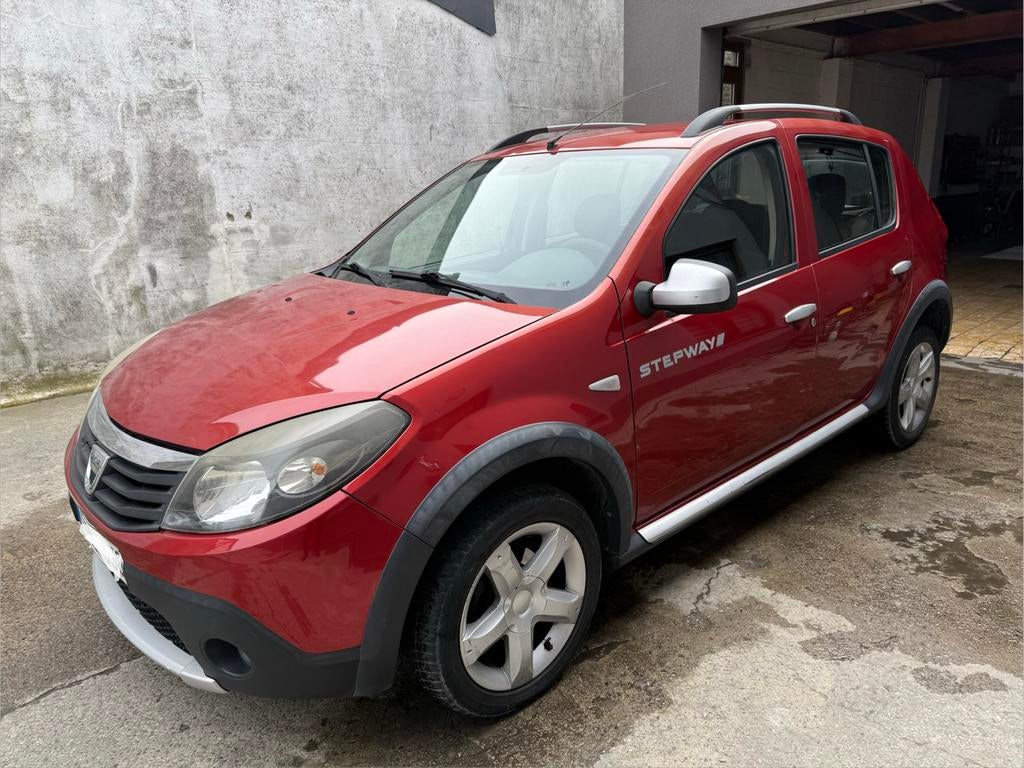 Dacia sandero 1.5 dci, Autos, Dacia, Particulier, Sandero, Apple Carplay, Verrouillage central, Jantes en alliage léger, Diesel