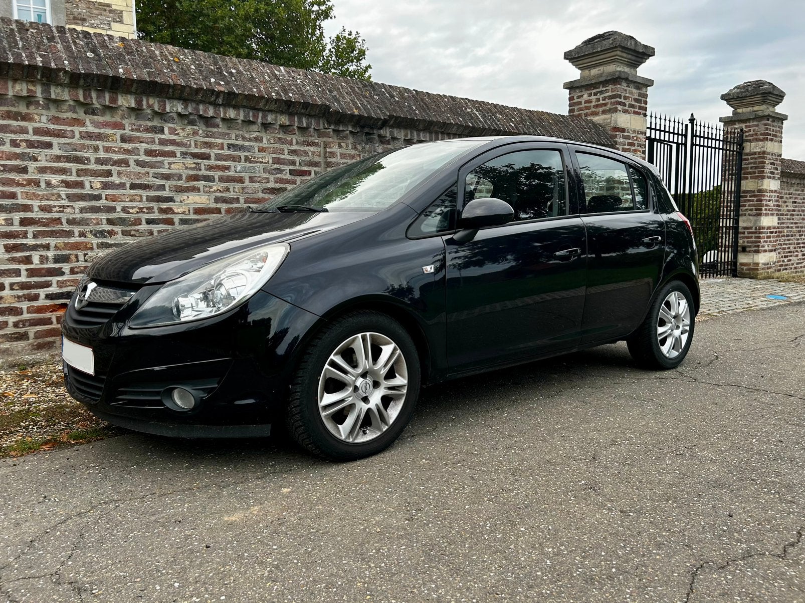 Opel Corsa 1.2 benzine – 110.333 km – CarPlay –camera –airco, Voorwielaandrijving, Stof, Zwart, 1229 cc