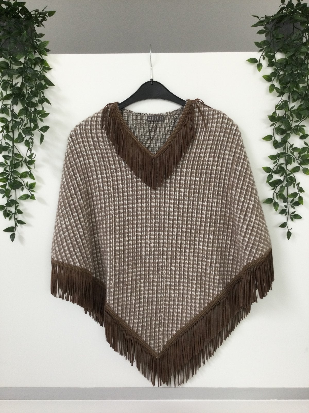 Bruine poncho Mucho Gusto maat TU, Ophalen of Verzenden, Gedragen, Bruin