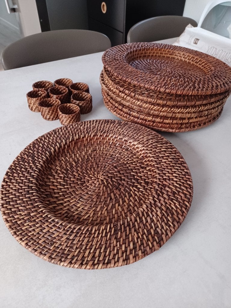 Rotan onderborden met servietringels, Assiettes(s), Comme neuf, Enlèvement, Classique