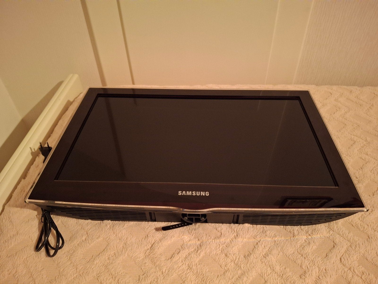 Samsung 26 inch LCD TV (Model: LE26D450), TV, Hi-fi & Vidéo, 50 Hz, 60 à 80 cm, Comme neuf, Enlèvement