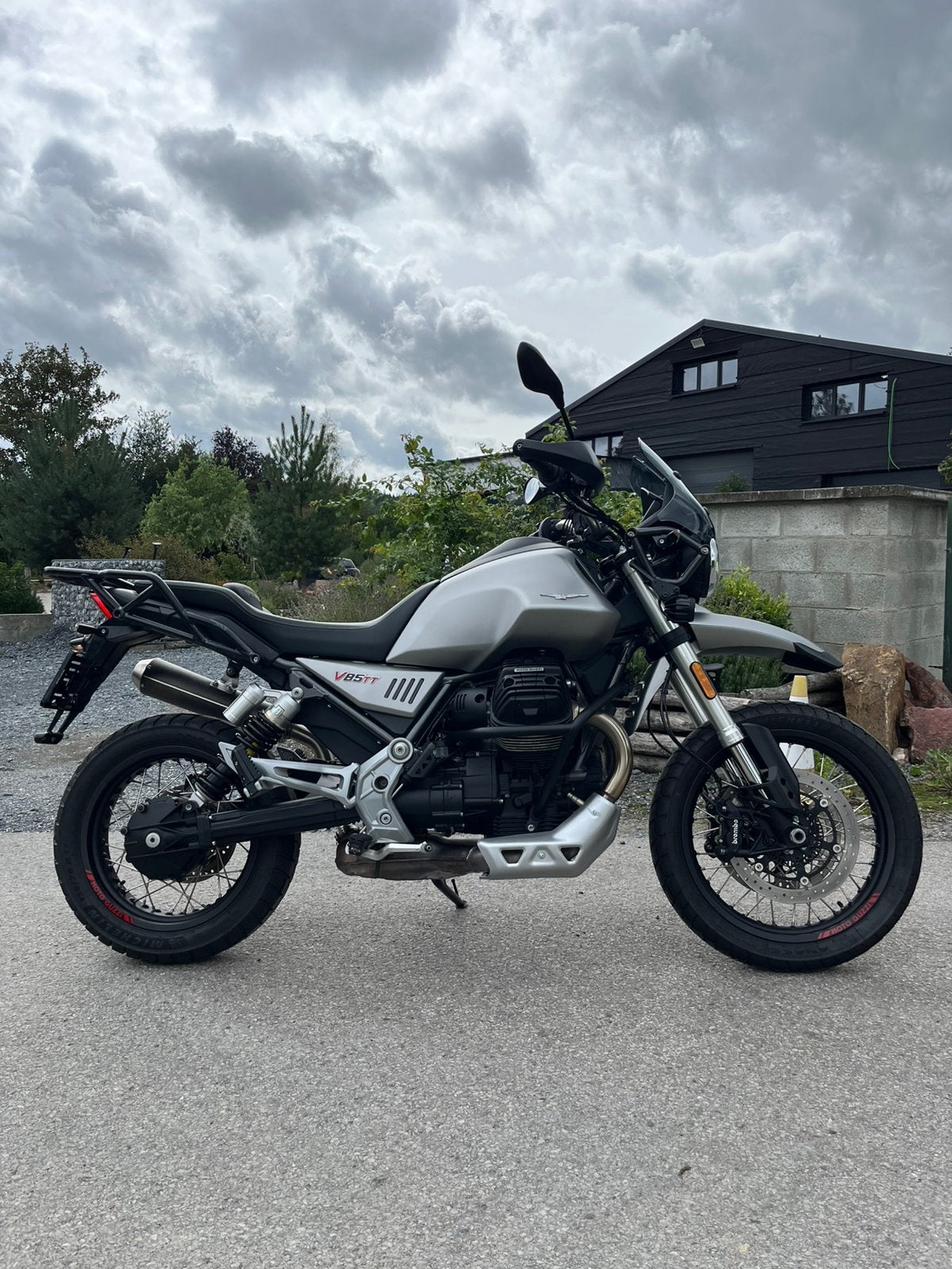 Motoguzzi V85 tt, Permis Moto A, Occasion, Plus de 35 kW, 2 cylindres