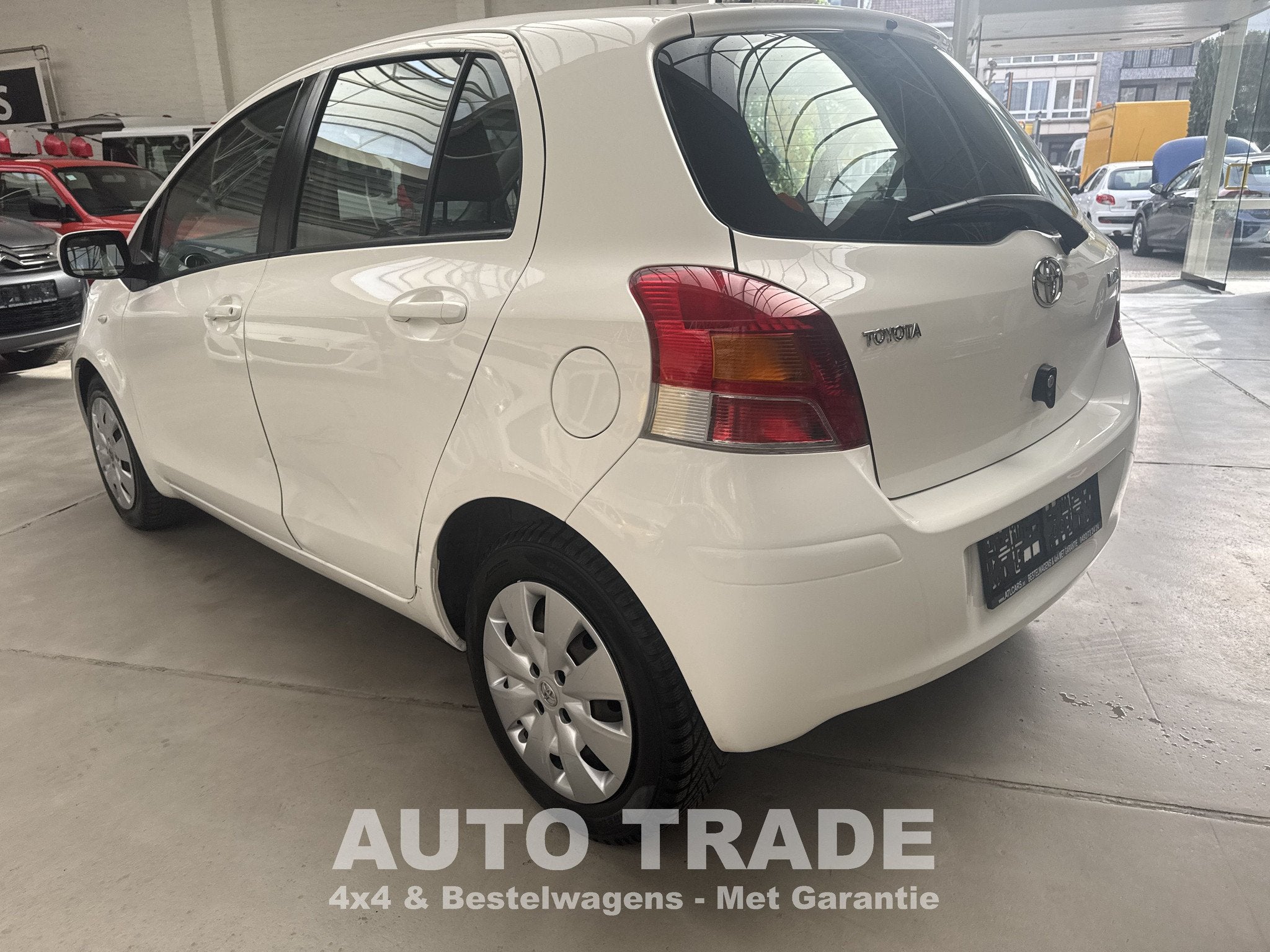 Toyota Yaris 1.4B | Airco | 1ste Eig. | 122.000km | 1j Gar., Autos, Toyota, Achat, Rétroviseurs électriques, Entreprise, Boîte manuelle