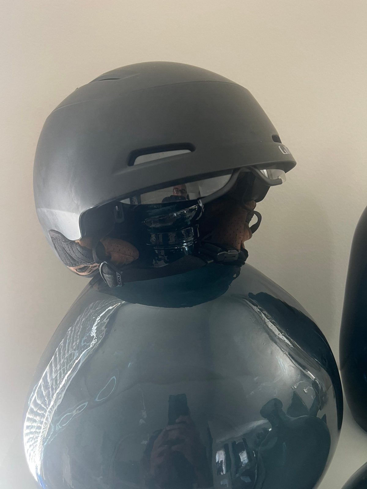 Casque giro speedelec avec lumiere, Vélos & Vélomoteurs, Enlèvement, Comme neuf