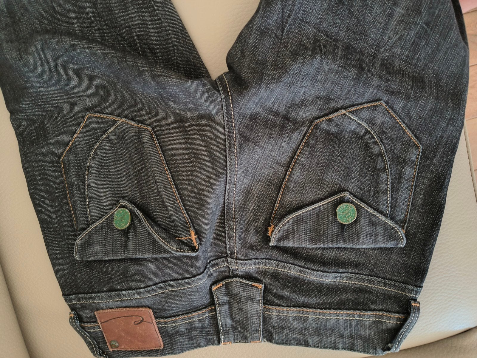 Esprit jeans, Ophalen