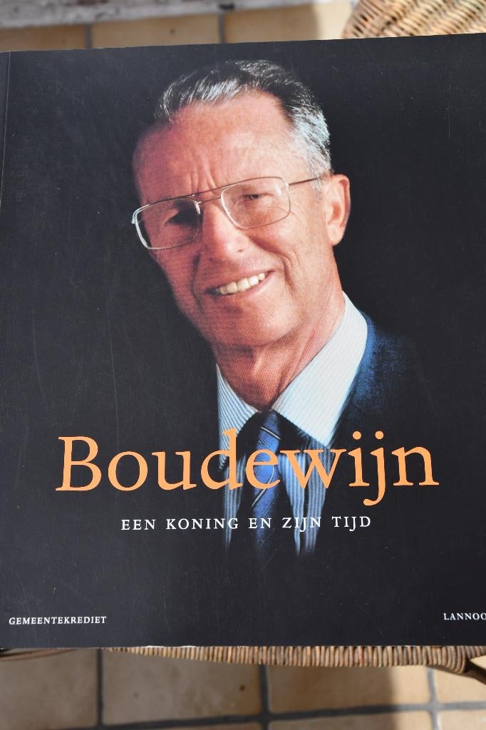 5 VINTAGE BOEKEN, Boeken, Ophalen, Zo goed als nieuw