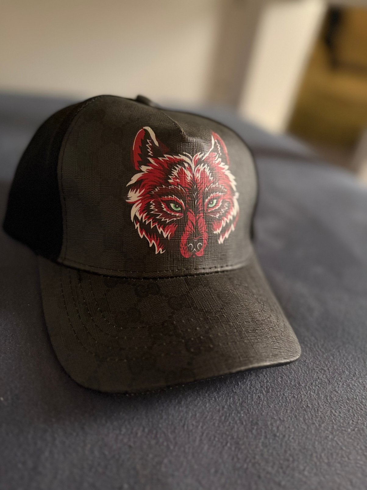 Gucci pet wolf, Enlèvement, Comme neuf, Casquette