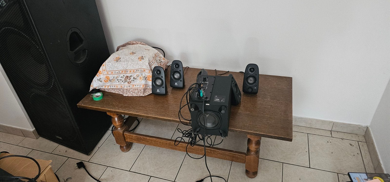 Lot de 6 unités Logitec, Enlèvement
