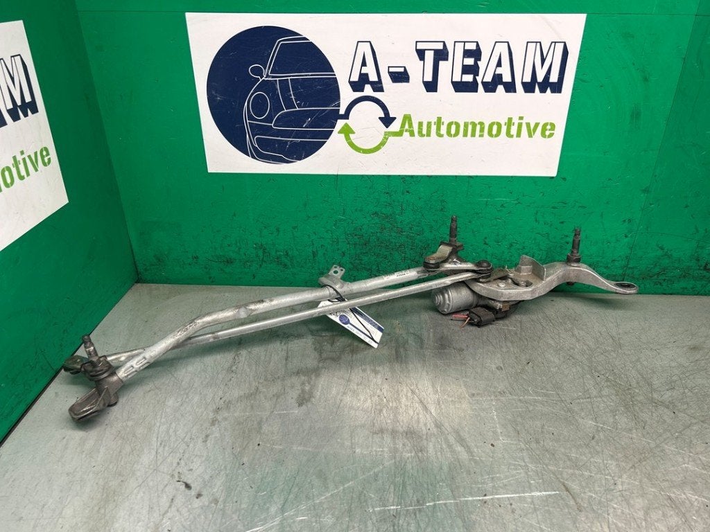MOTEUR + TRINGLERIE ESSUIE GLACE AVANT E (W213), Autos : Pièces & Accessoires, Utilisé, Mercedes-Benz