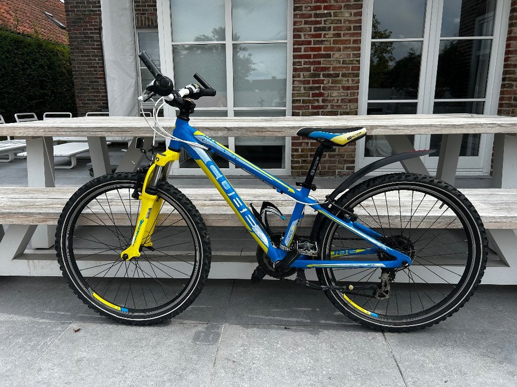 CUBE kinderfiets 240, Ophalen, 20 inch of meer, Gebruikt, Velgrem