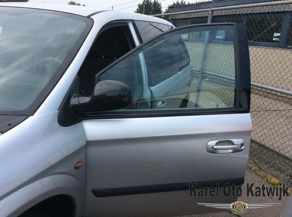 Voordeur links Chrysler Voyager / Grand Voyager diverse kleu, Gebruikt, -, Deur, -