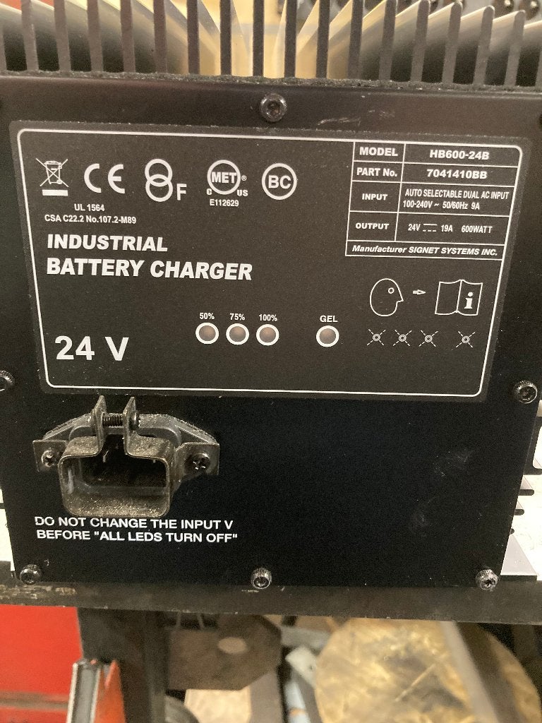 Inbouw batterijlader 24 volt, Ophalen of Verzenden