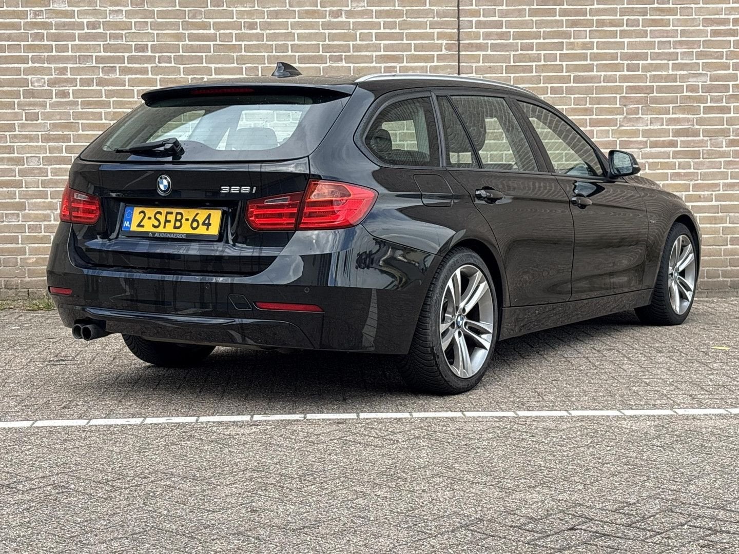 BMW 328 3-serie Touring 328i High Executive Automaat | Leder, Auto's, Automaat, Zwart, Break, 3 Reeks