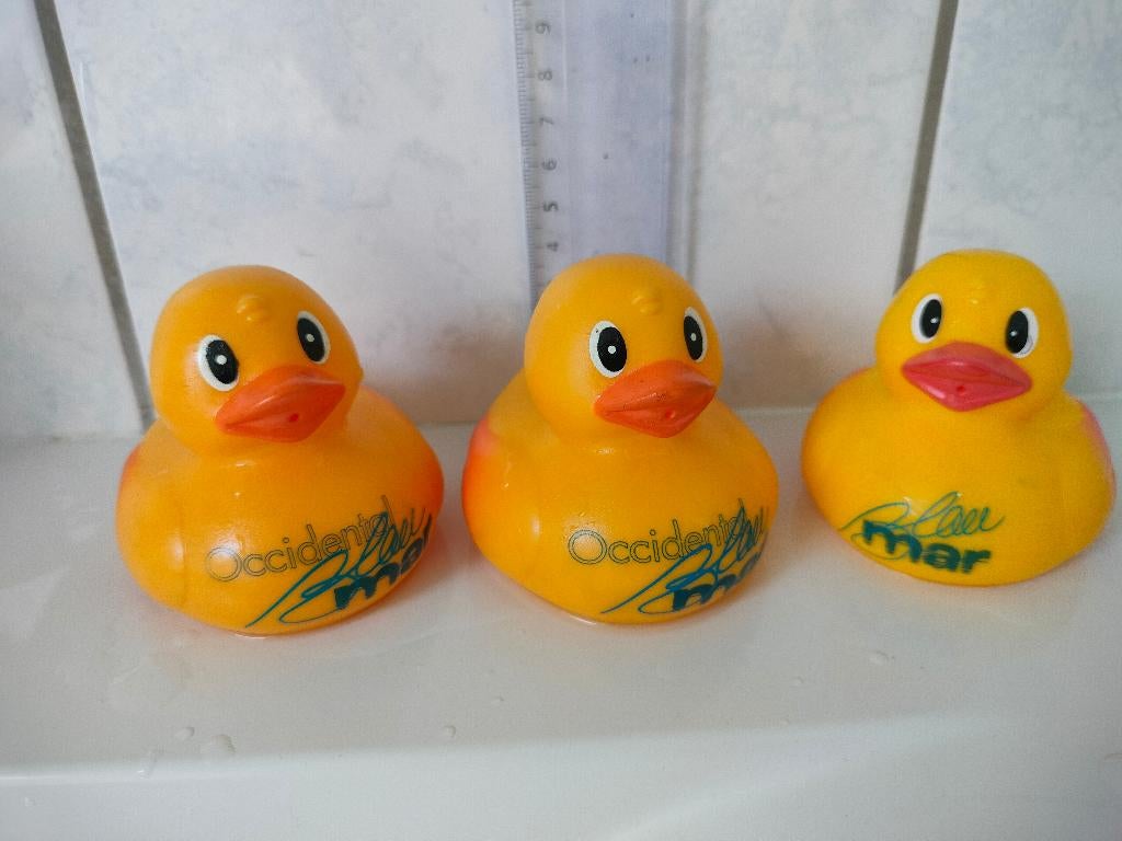 3 badeendjes bad speelgoed souvenir Blau Mar eendjes, Enlèvement ou Envoi, Comme neuf