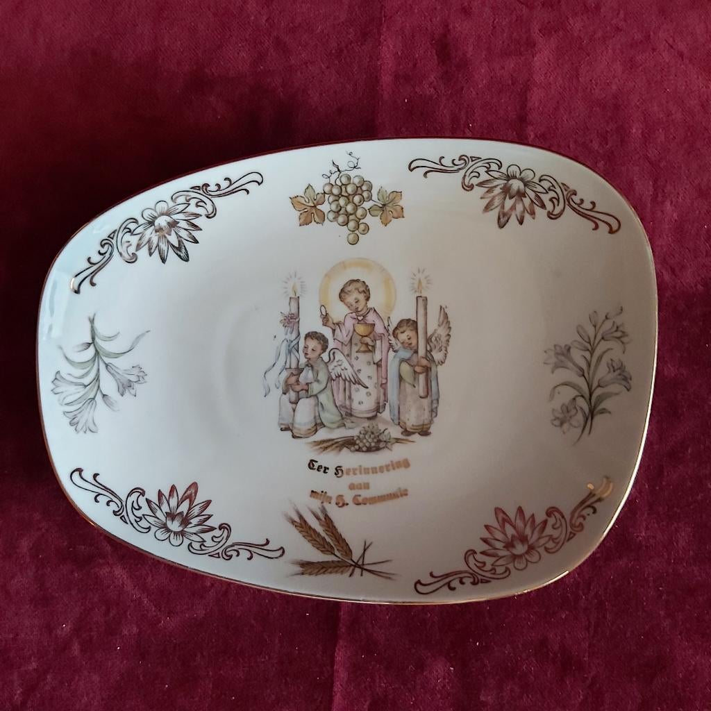 Communie porselein borden jaren 1950-1960, Ophalen of Verzenden