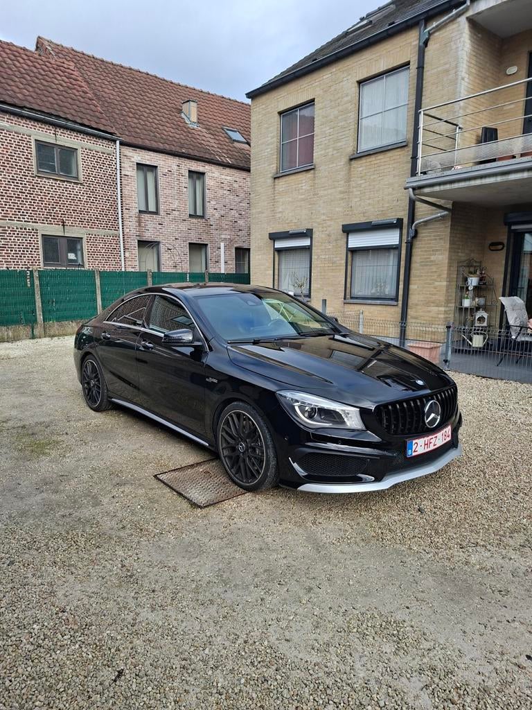 Mercedes-benz CLA 45 AMG 4MATIC, Auto's, Automaat, CLA, Alcantara, Zwart