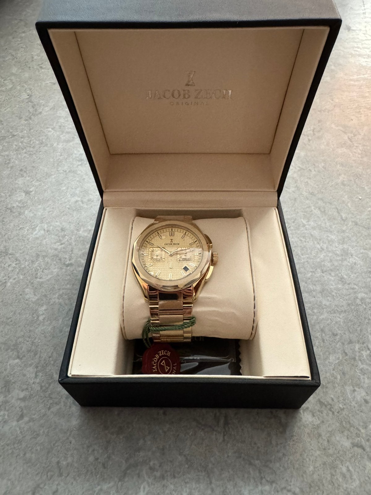 Jacob Zech LISBOA nieuw Herenhorloge, Bijoux, Sacs & Beauté, Montres | Hommes, Enlèvement ou Envoi, Comme neuf
