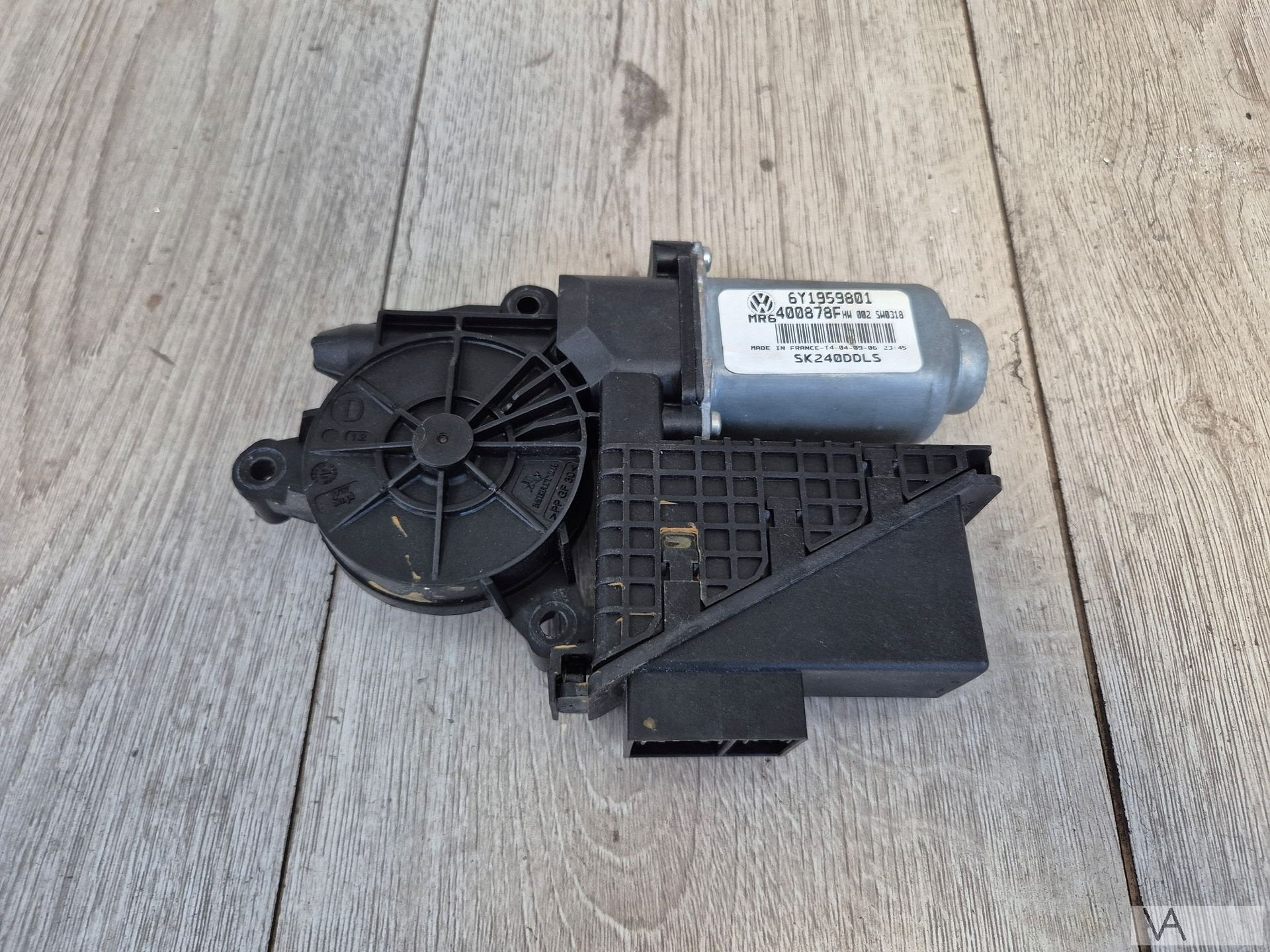 Raammotor links van Skoda Fabia 2004 - 2007 6y1959801 €125, Auto-onderdelen, Gebruikt, -, -, Ophalen of Verzenden