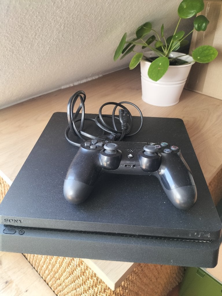 PS4 Slim 500GB, 500 GB, Avec 1 manette, Comme neuf, Enlèvement