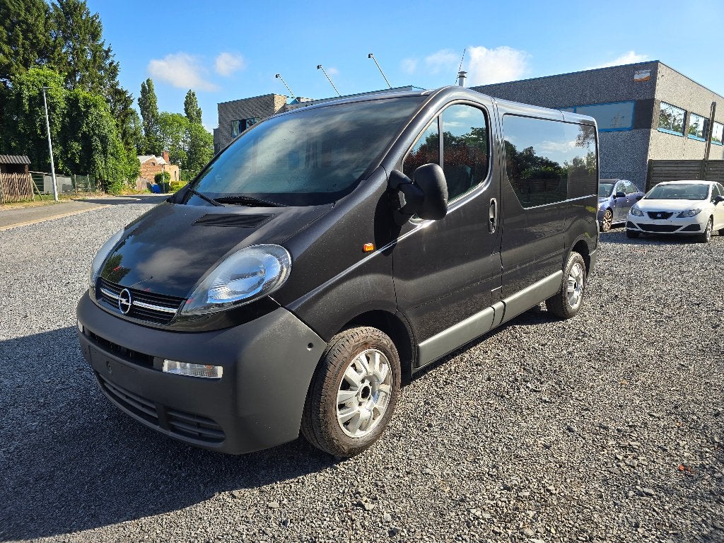 Opel vivaro 1.9 Diesel Lichtevracht 5 zit, Auto's, Opel, Particulier, Vivaro, ABS, Airbags, Airconditioning, Boordcomputer, Centrale vergrendeling