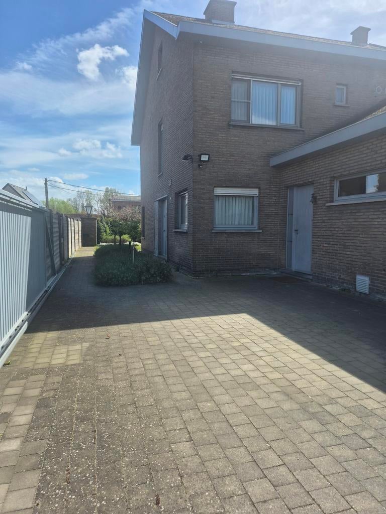 Ruime villa te koop IN OPTIE, Immo