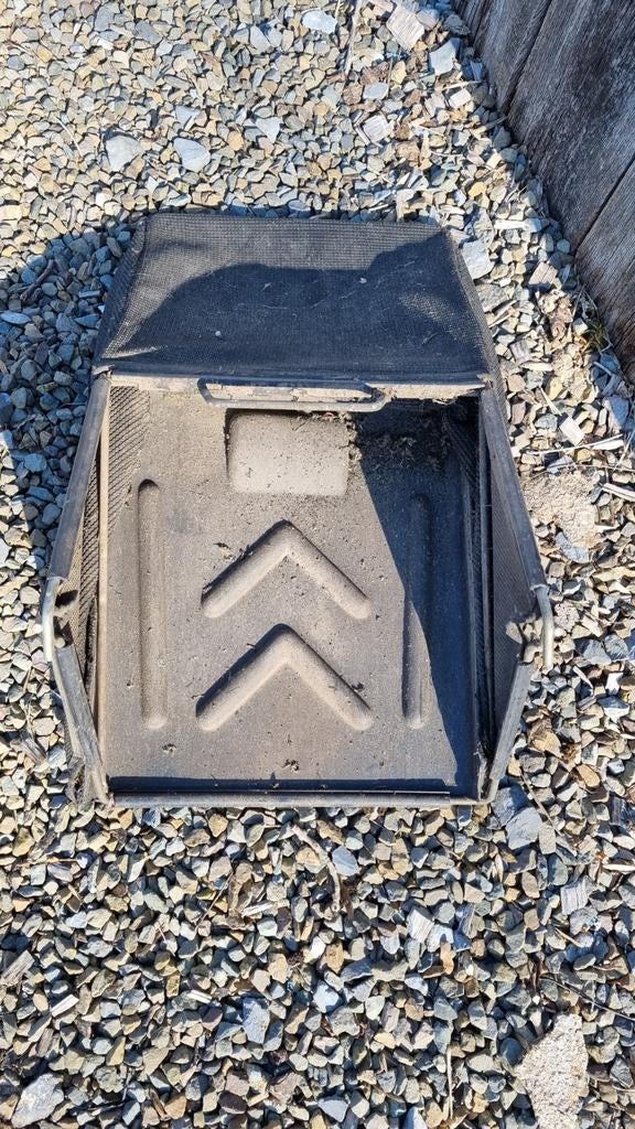 Mand voor de grasmaaier, Ophalen, Gebruikt, Iron, Opvangzak