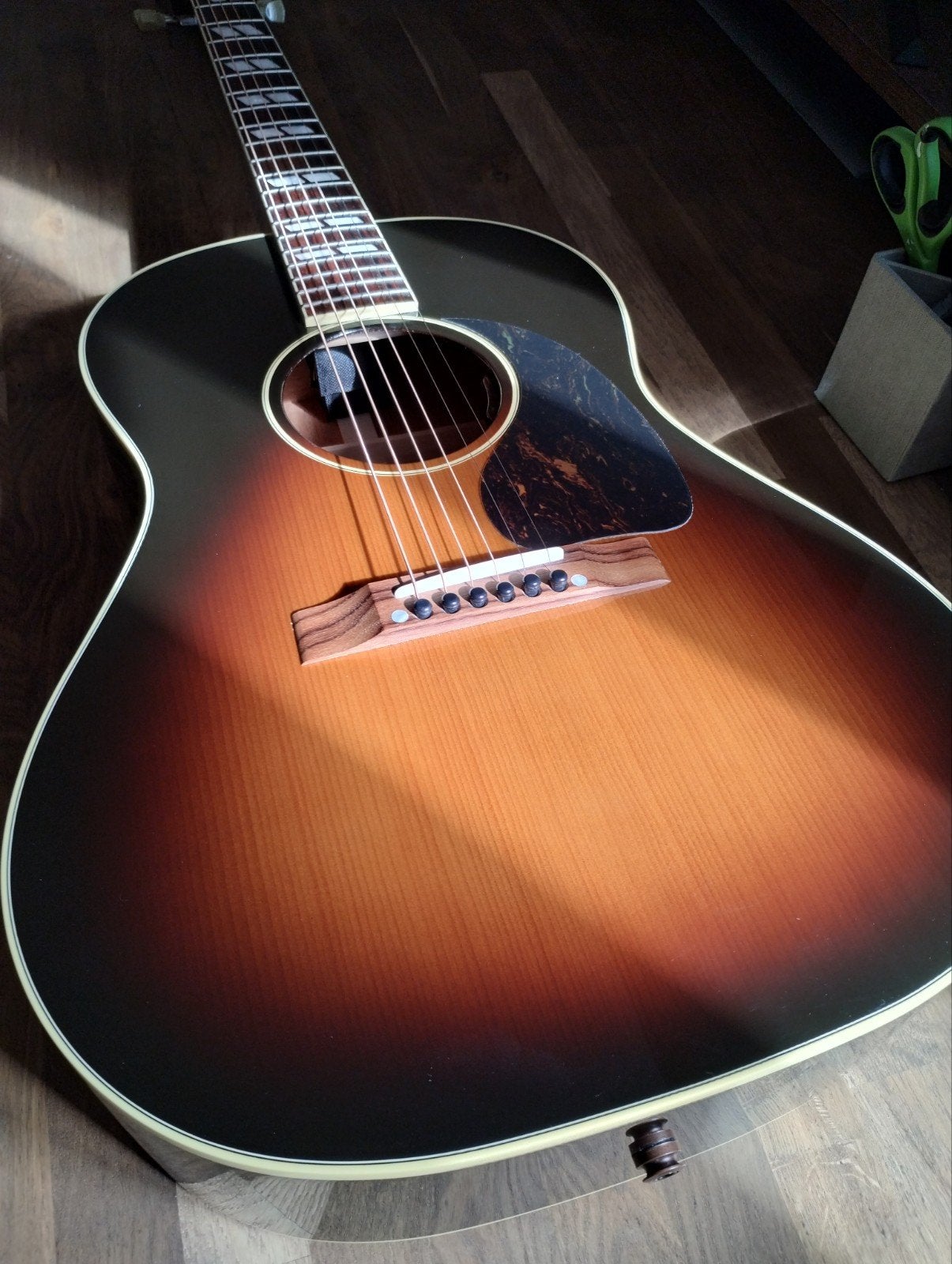 Gibson custom LG2 Western Nathaniel Rateliff, Enlèvement, Utilisé, Guitare Western ou Guitare Folk, Avec valise