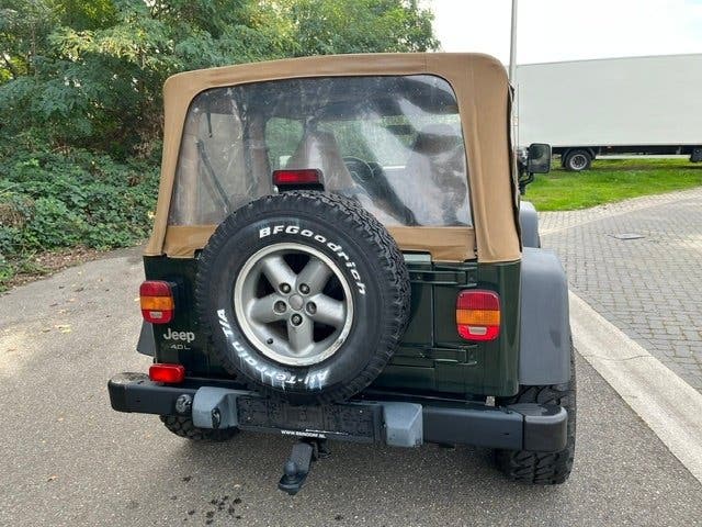 Jeep Wrangler Sahara 4.0 bijna oldtimer !!!, foto 12