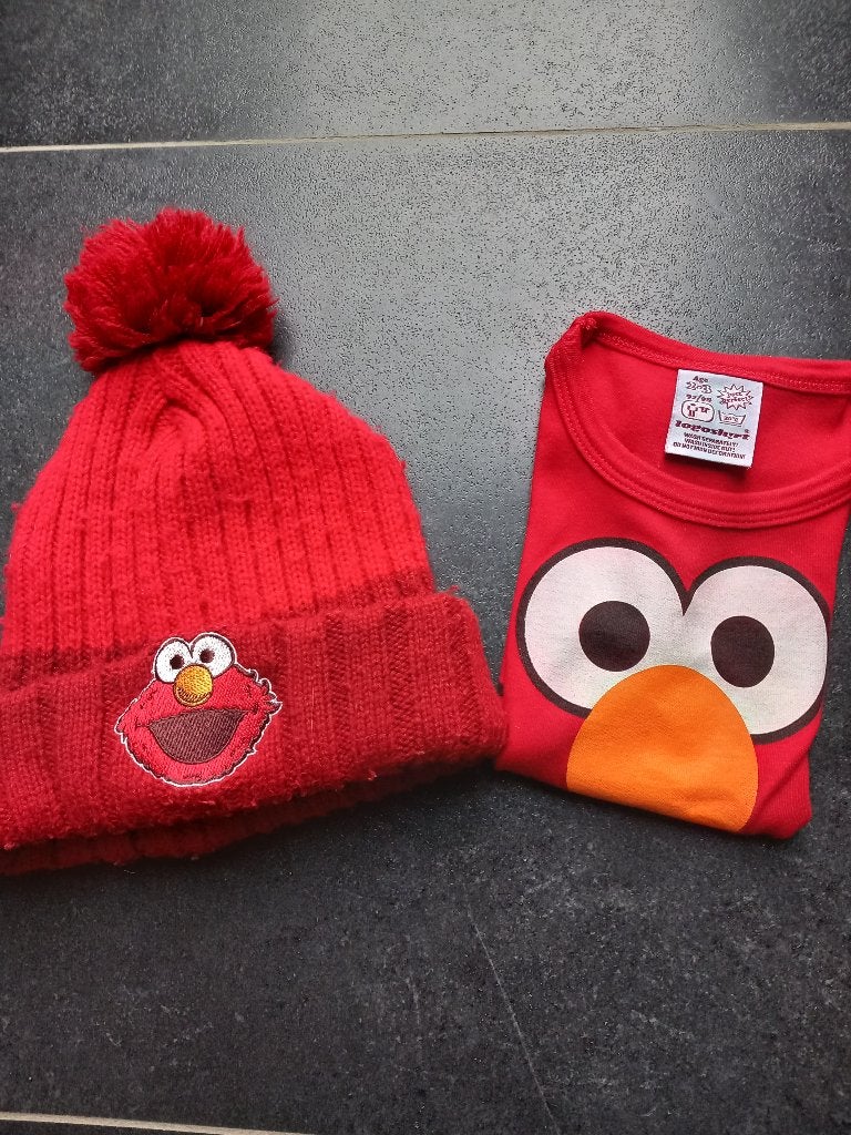Elmo t-shirt en muts, Ophalen of Verzenden, Gebruikt, Jongen of Meisje, Shirt of Longsleeve