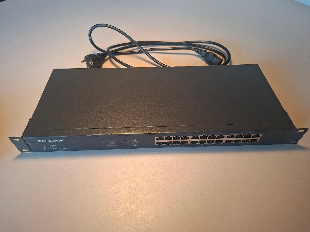 TP Link 24 p switch TL-SG1024, Computers en Software, Ophalen of Verzenden, Gebruikt