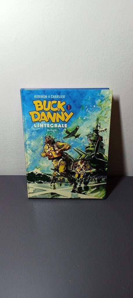 Bad Buck Danny The Complete 1, Eén stripboek, Ophalen of Verzenden, Gelezen, Charlier - Hubinon