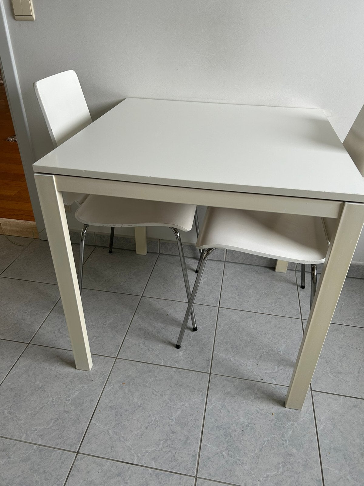 Keukentafel en stoelen, Ophalen, Zo goed als nieuw