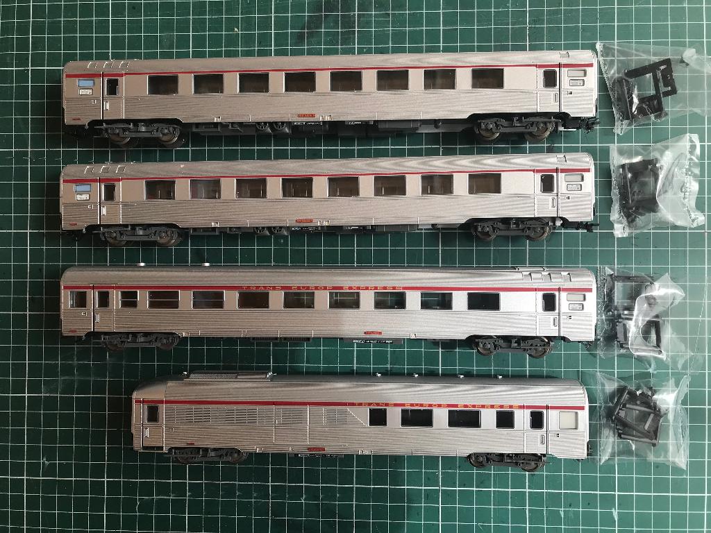 Marklin 41874 & 41875 TEE L’Oiseau Bleu PBA, Wisselstroom, Wagon, Ophalen of Verzenden, Zo goed als nieuw