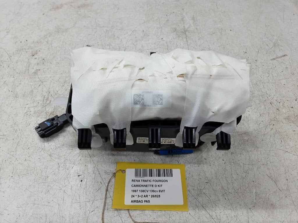 AIRBAG PASSAGER Trafic (1FL / 2FL / 3FL / 4FL) (34318492G), Renault, Utilisé, Peter-Huppertz-Straße 5
51063  Köln, DE, Dialog.deutschland@renault.de
