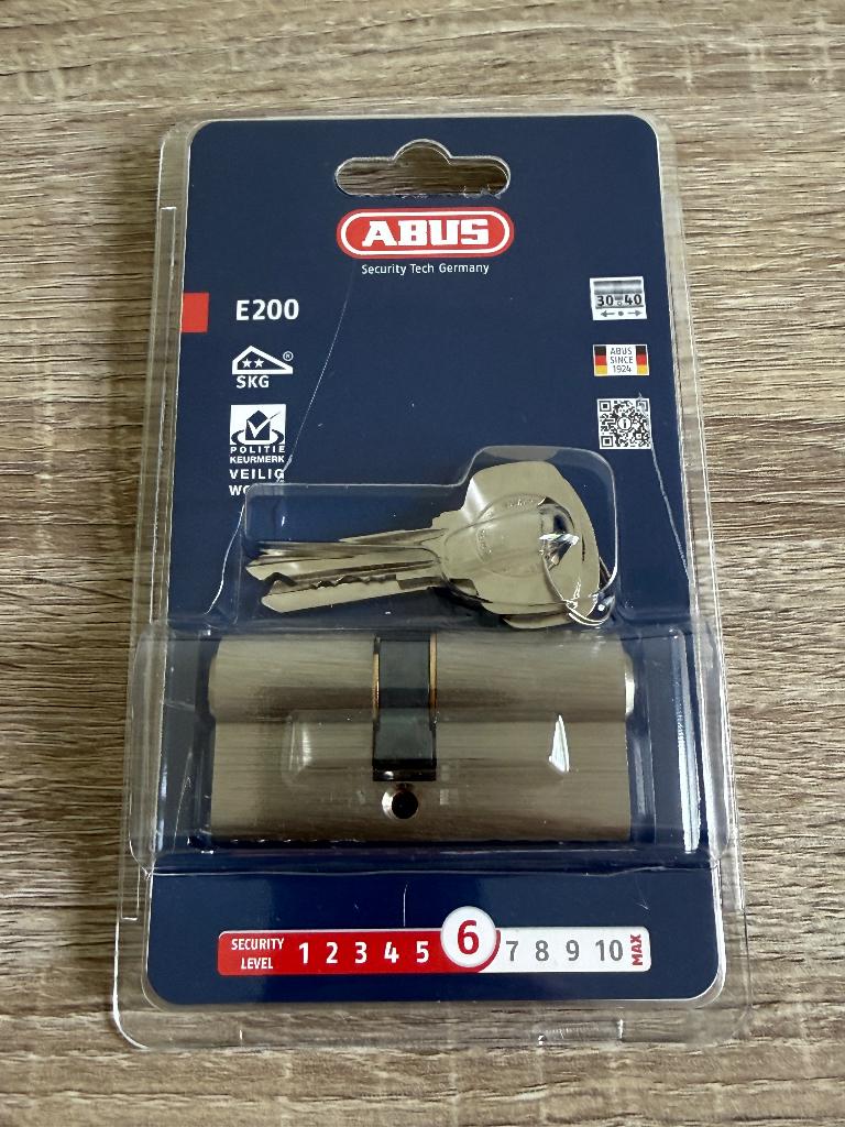 Abus cilinder met 2 sleutels, Ophalen, Gebruikt, Inox, Slot
