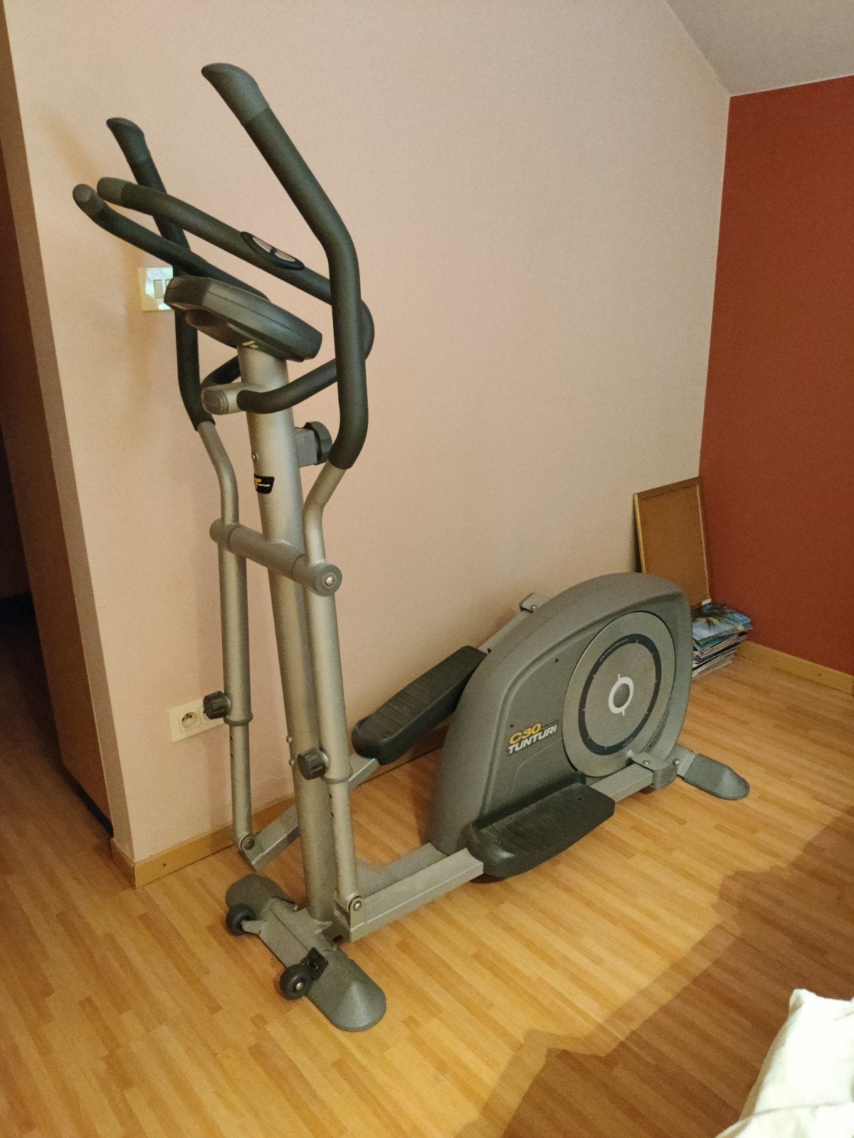 Crosstrainer Tunturi C30, Ophalen, Zo goed als nieuw, Crosstrainer