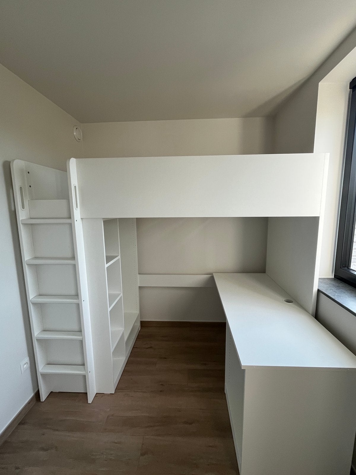 Lit mezzanine IKEA SMÅSTAD avec bureau et rangement, Enlèvement, Comme neuf, Lit mezzanine
