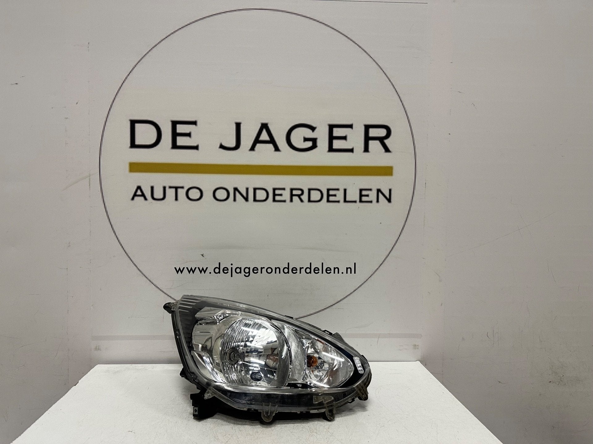 MITSUBISHI SPACE STAR KOPLAMP RECHTS ORIGINEEL 2013-, Auto-onderdelen, Info@mitsubishi-motors.com, Gebruikt, Mitsubishi Motors Corporation
