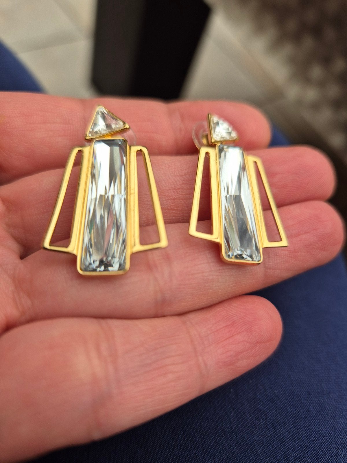 Prachtige stralende goudkleurige Swarovski oorbellen gemerkt, Bijoux, Sacs & Beauté, Boucles d'oreilles, Enlèvement ou Envoi