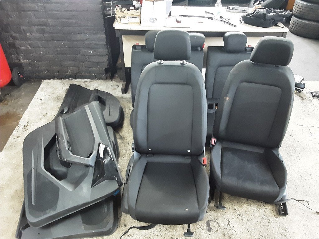 INTERIEUR COMPLET Audi A1 Sportback (GBA) (01-2018/-), Mevr. I. Hauben, Audi, Utilisé, Rue de l'Espoir 34 34
4030  GRIVEGNÉE, BE