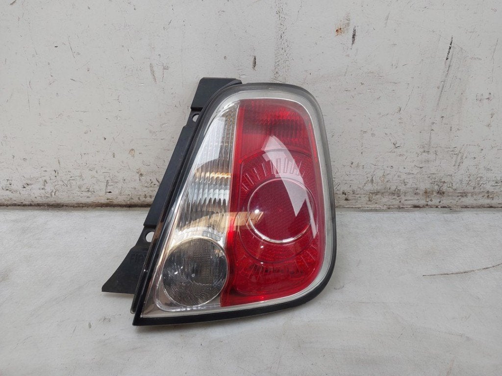 ACHTERLICHT RECHTS Fiat 500 (312) (|51934476|), Auto-onderdelen, FCA Germany GmbH, Gebruikt, IPC D1-09 Bahnhofsplatz
65423  Rüsselsheim am Main, DE
