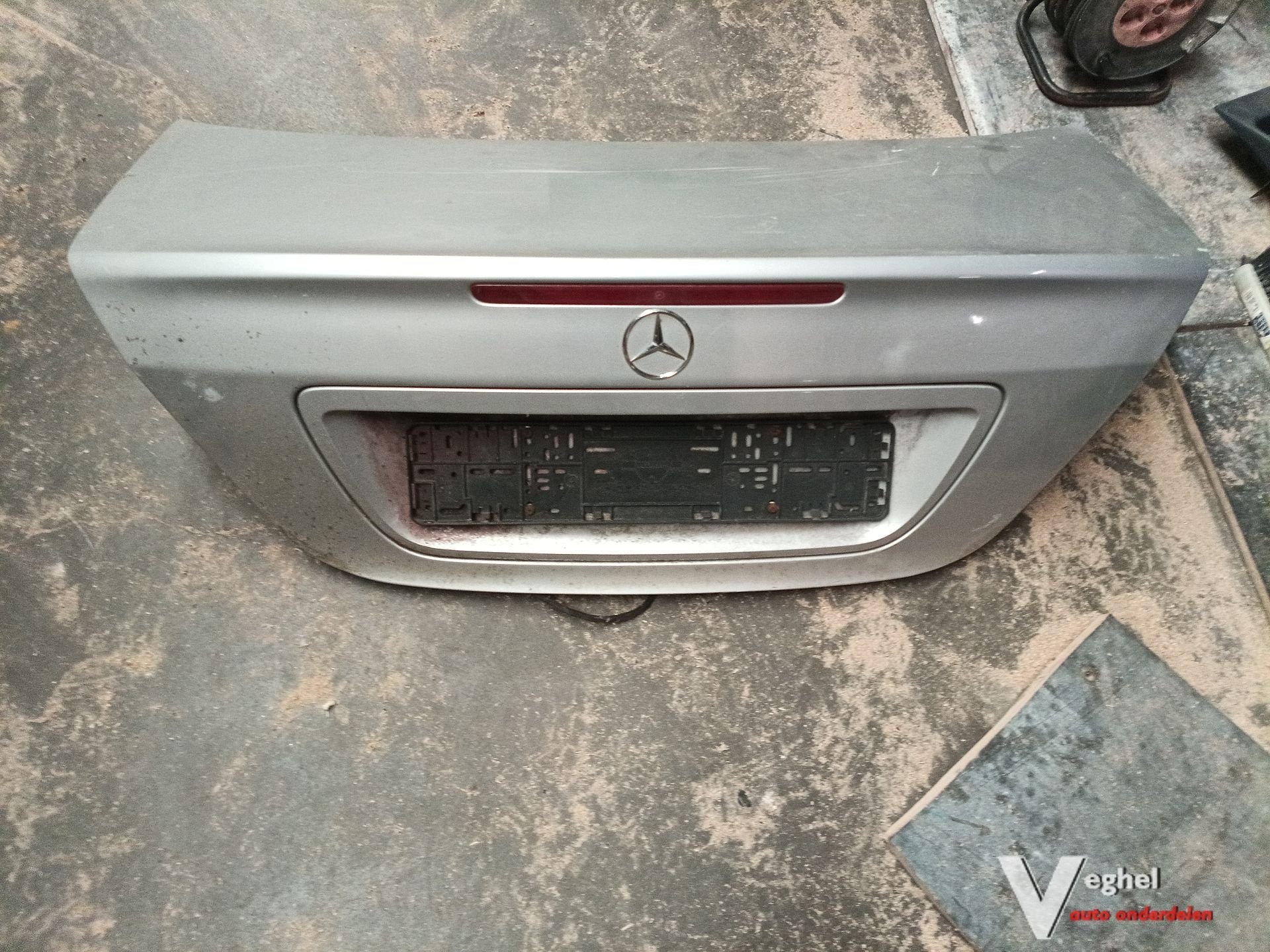 Achter klep Mercedes w203 sedan, Autos : Pièces & Accessoires, Arrière, -, Haillon arrière, Enlèvement